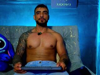 Eric Harrison webcam model stream image