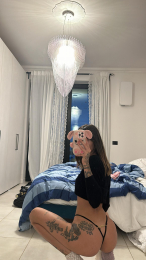 Norahawtin webcam model stream image