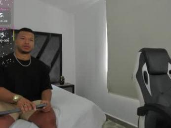 annieandstefan webcam chaturbate model stream image