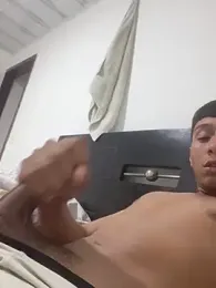 Thiagoo_Frost webcam model stream image