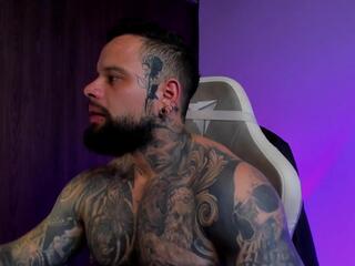 Nate Village webcam model stream image