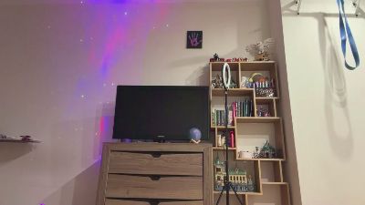 YingPopichak webcam model stream image