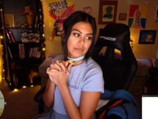 katinyellow webcam model stream image