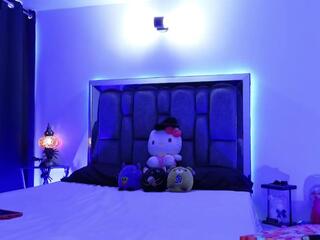 Lola Dove webcam model stream image