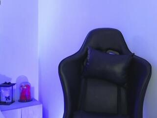 Lola Dove webcam flirt4free model stream image