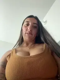 Hannahoff webcam model stream image