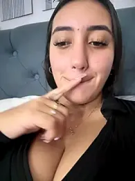 Hannahoff webcam stripchat model stream image