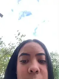 NAUGHTY_LITTLE_18 webcam model stream image