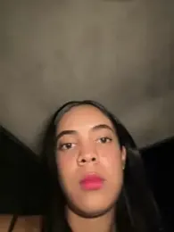 NAUGHTY_LITTLE_18 webcam model stream image