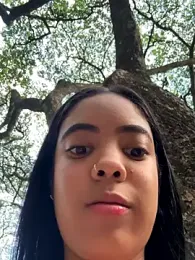 NAUGHTY_LITTLE_18 webcam model stream image