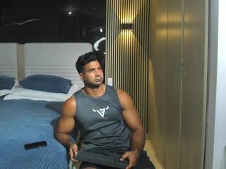 Sebasstian Toro webcam model stream image