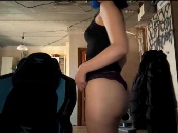 AnnieTouch webcam model stream image