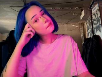AnnieTouch webcam model stream image