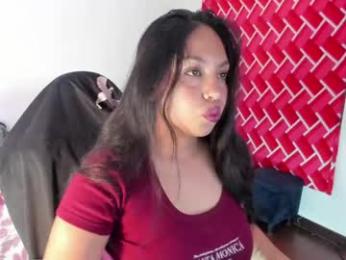 emiily15_ webcam model stream image