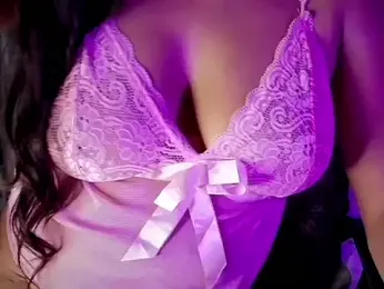 SexyAndHottie webcam model stream image