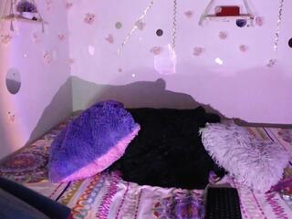 Lady Williams webcam model stream image