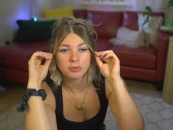 leahsunshine webcam chaturbate model stream image