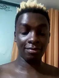 Kuhusus webcam model stream image