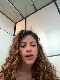 alana15 webcam model stream image