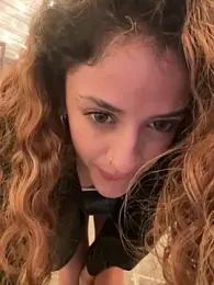 alana15 webcam model stream image