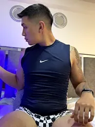 blackbullger_ webcam model stream image