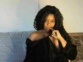 Katiequin webcam model stream image