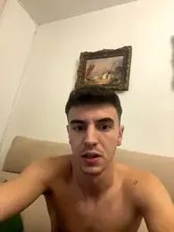 kingale- webcam model stream image