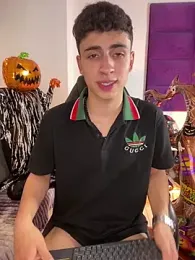 AdrianRinaldi webcam model stream image