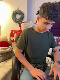 AdrianRinaldi webcam model stream image