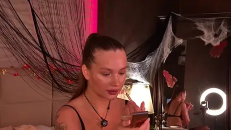 ViolaFlirt webcam model stream image