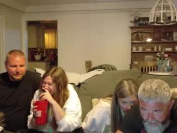 curiouscouple3143 webcam model stream image