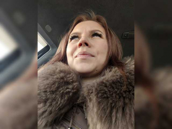 Tvoya_Vikusya webcam model stream image