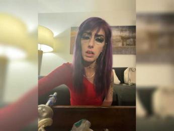 Prettykittee101 webcam model stream image