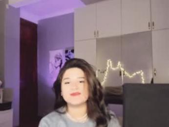 quinnmx webcam model stream image