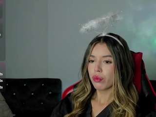 zoee-jackson webcam model stream image