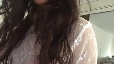 karlatiburcio在stripchat的直播画面