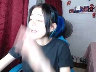 anne-white webcam model stream image