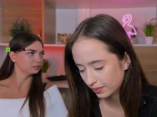 nori-mrr webcam model stream image