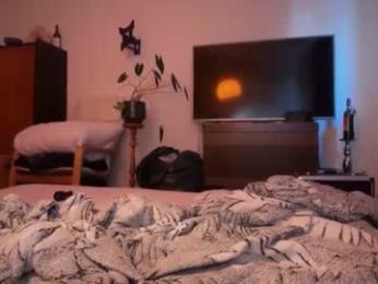 lexiloves8inch webcam model stream image