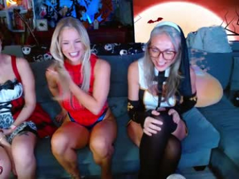 oliviaowens webcam model stream image