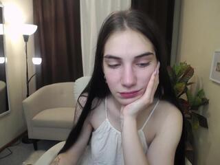 Nika Stark webcam model stream image