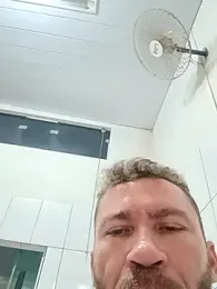 RobertoLuiz84 webcam model stream image