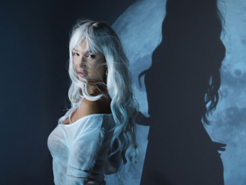 Sarah webcam livejasmin model stream image