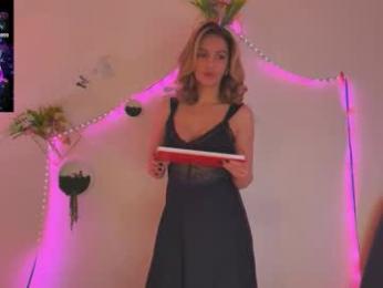 monikate_ webcam model stream image