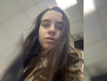 FunnyBanny0312 webcam model stream image