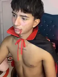 Leonarrrd_01 webcam model stream image