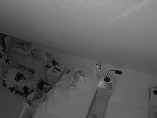 voyeurcam-julmodels-bed-7 webcam camsoda model stream image