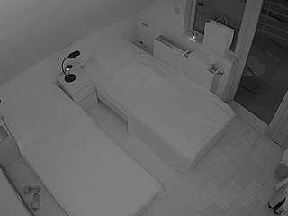 voyeurcam-julmodels-bed-7 webcam model stream image