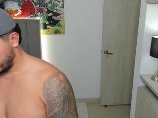 Owen Pierces webcam model stream image