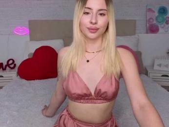 Bella-crazyy webcam bongacams model stream image